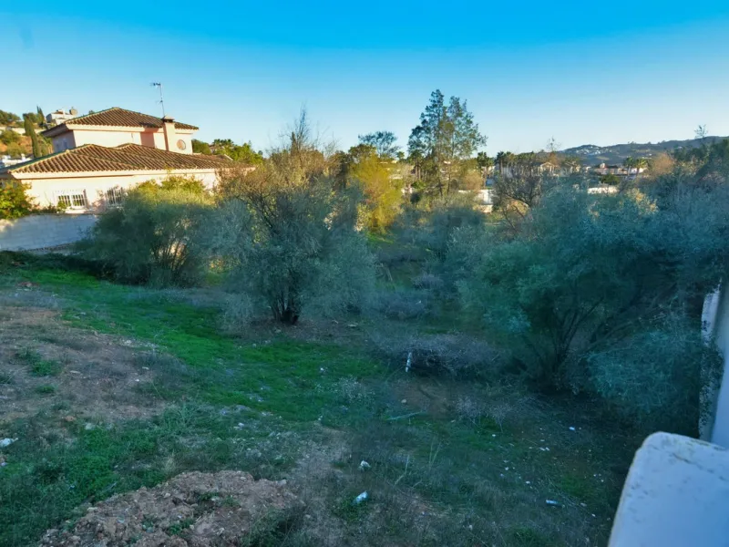 Plot - Residential Plot в продаже в Mijas, Málaga. Площадь дома 411 м². Площадь участка 1644 м²