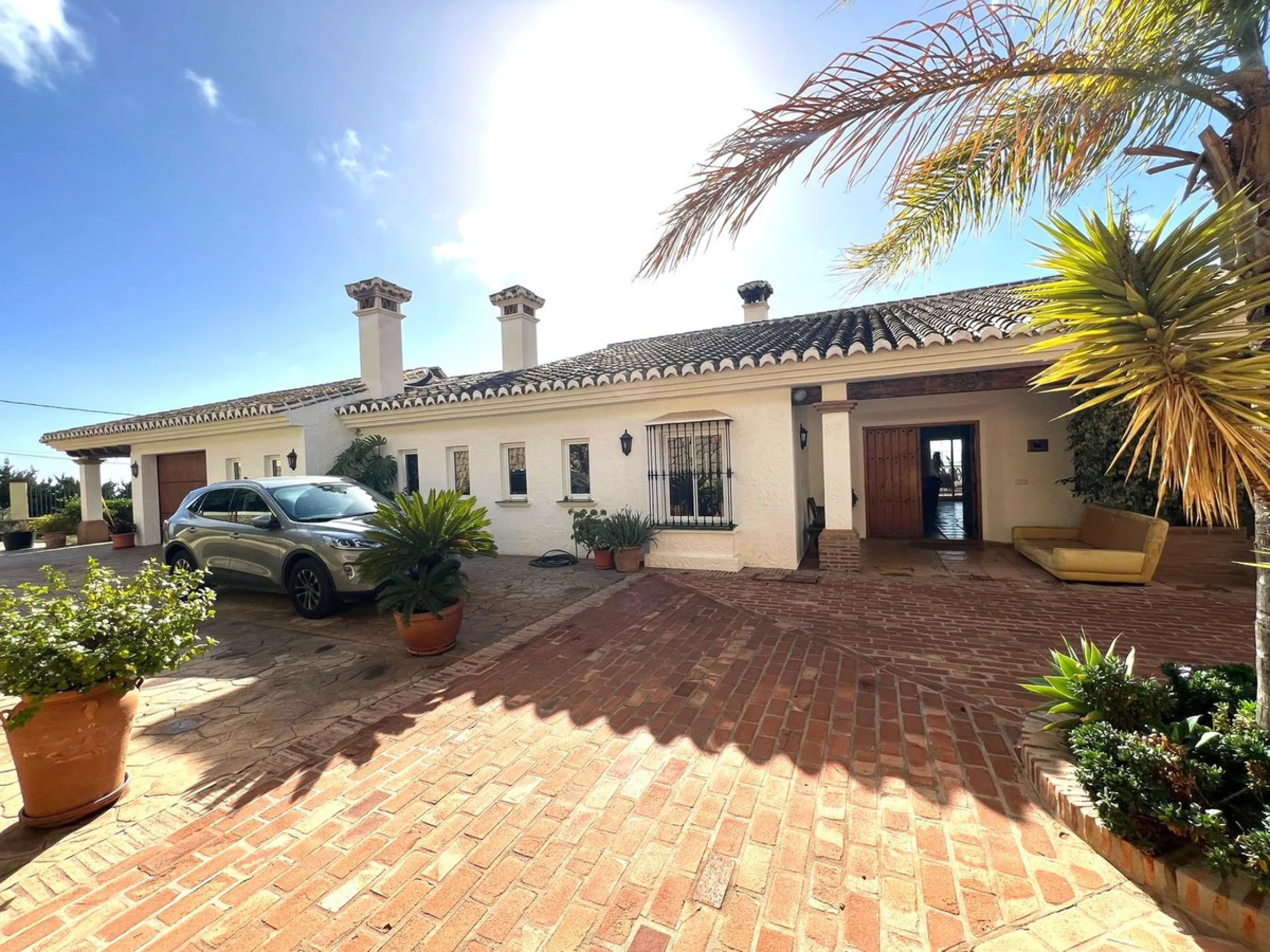 Traditional Andalusian villa on La Alqueria, Mijas Pueblo with LPO and tourist license