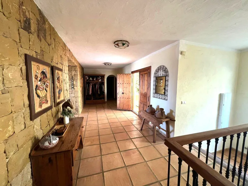 Traditional Andalusian villa on La Alqueria, Mijas Pueblo with LPO and tourist license