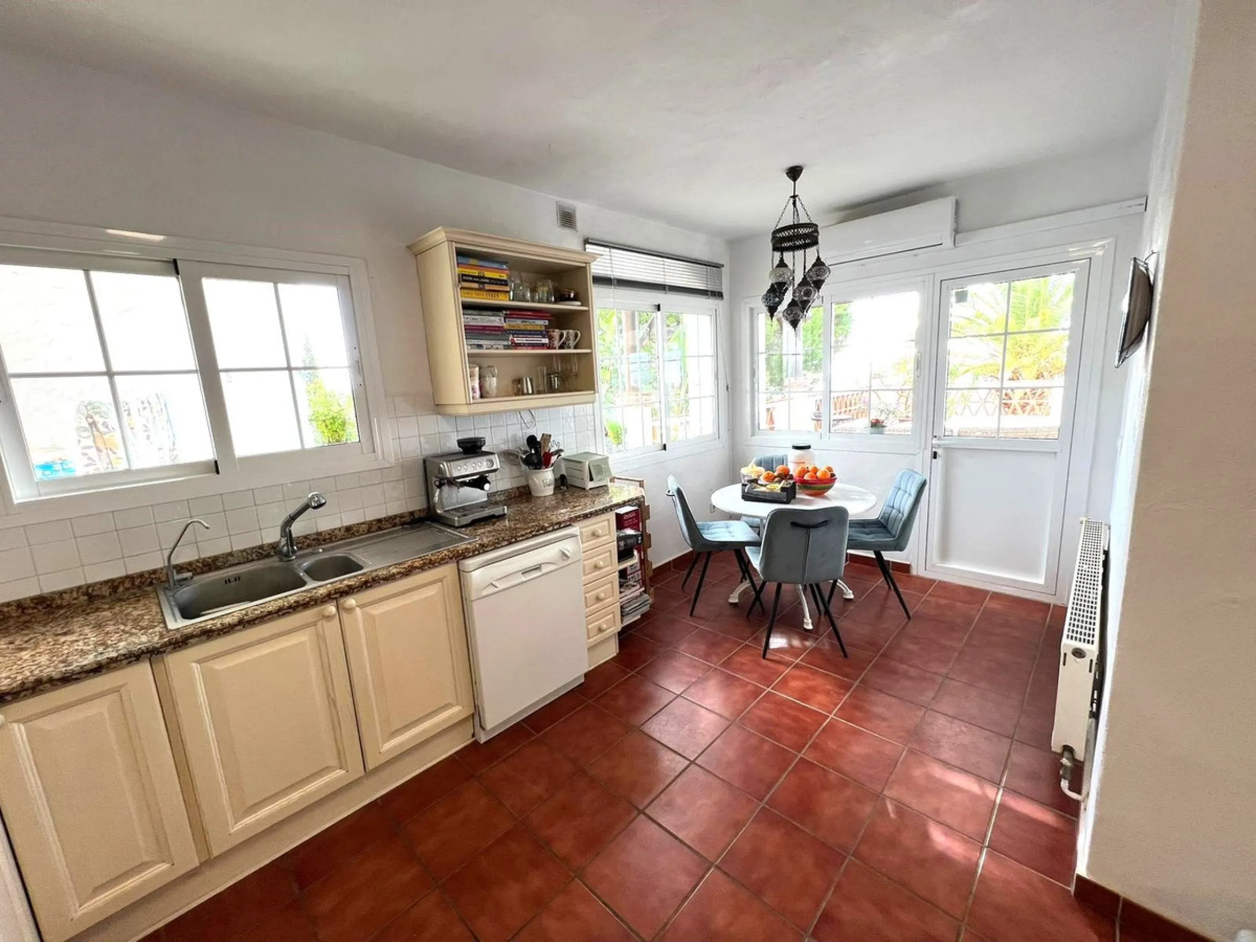Traditional Andalusian villa on La Alqueria, Mijas Pueblo with LPO and tourist license