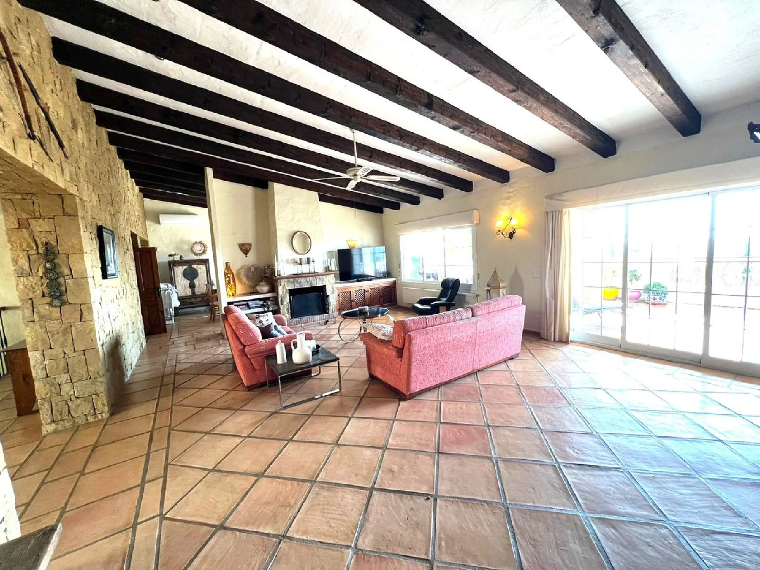 Traditional Andalusian villa on La Alqueria, Mijas Pueblo with LPO and tourist license