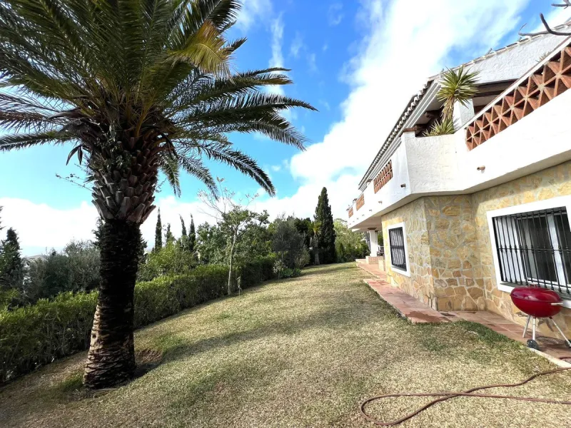 Traditional Andalusian villa on La Alqueria, Mijas Pueblo with LPO and tourist license