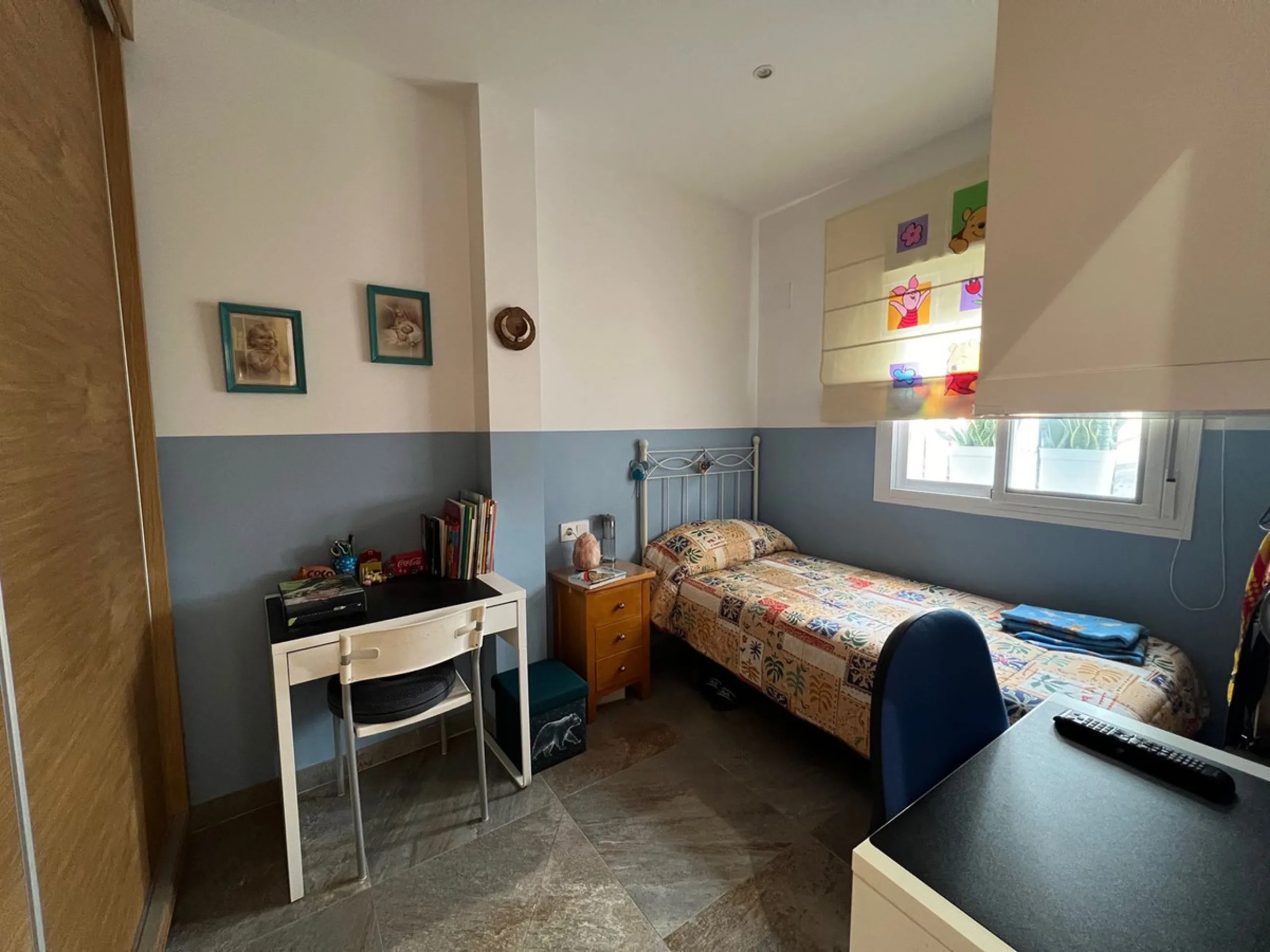 House - Townhouse в продаже в Estepona, Málaga. В доме 4 спален и 2 ванных комнат. Площадь дома 170 м²