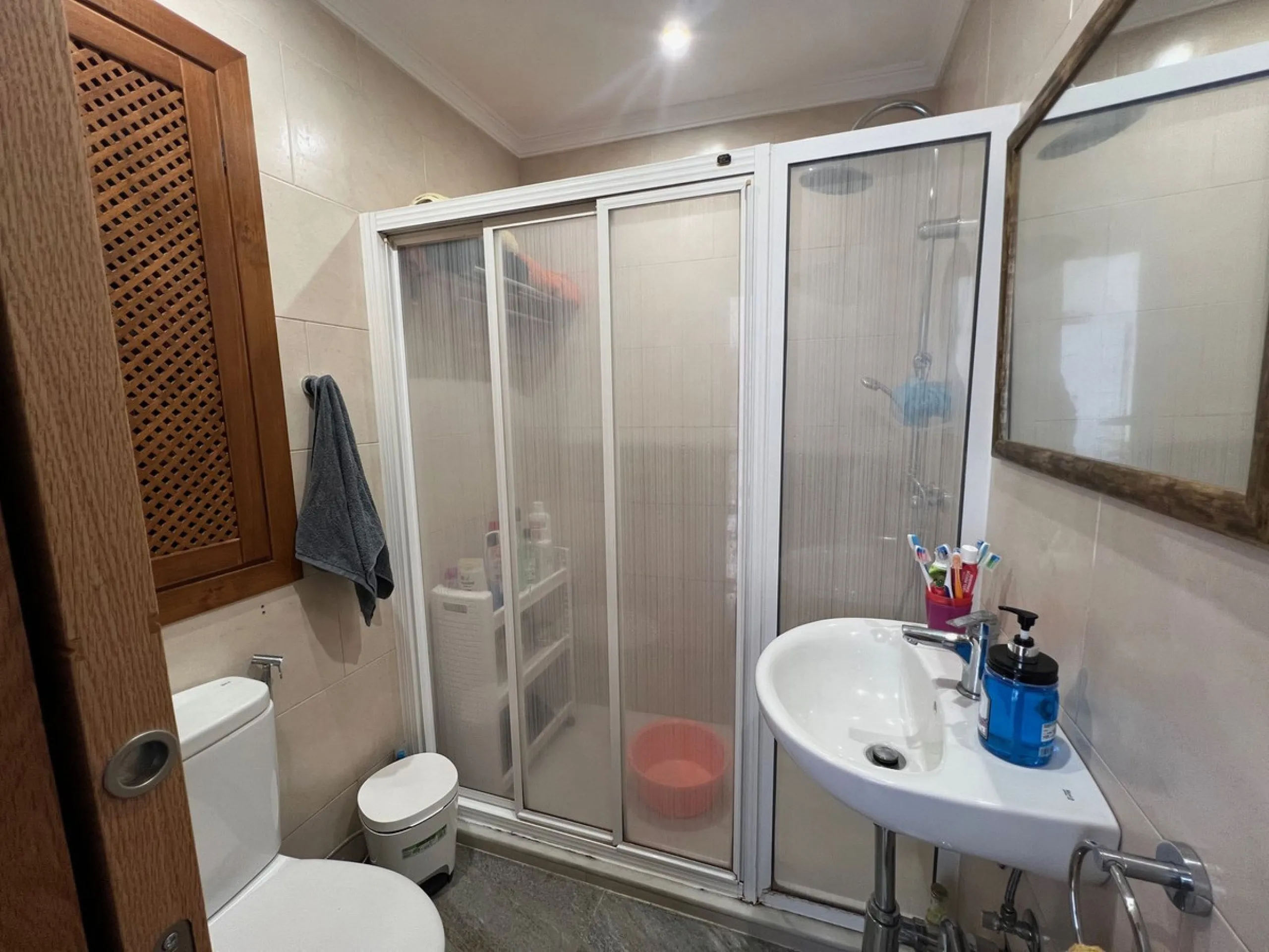 House - Townhouse в продаже в Estepona, Málaga. В доме 4 спален и 2 ванных комнат. Площадь дома 170 м²