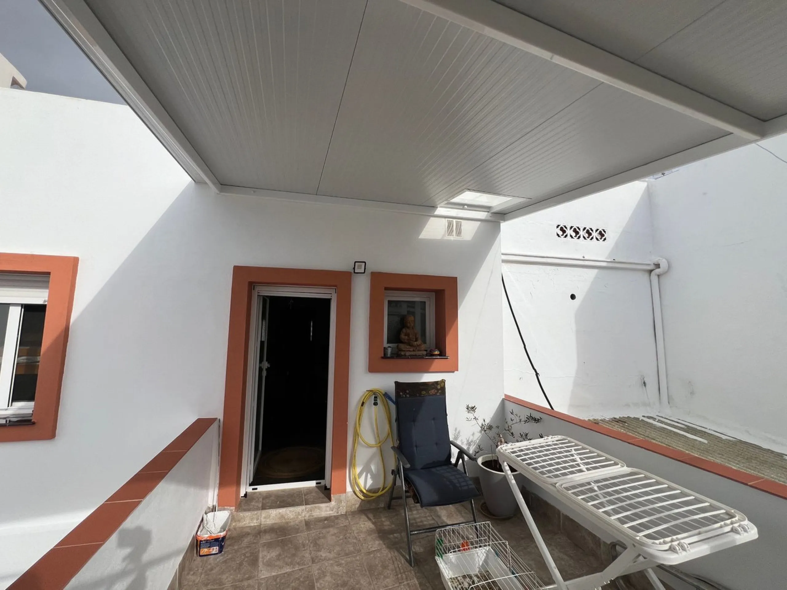 House - Townhouse в продаже в Estepona, Málaga. В доме 4 спален и 2 ванных комнат. Площадь дома 170 м²