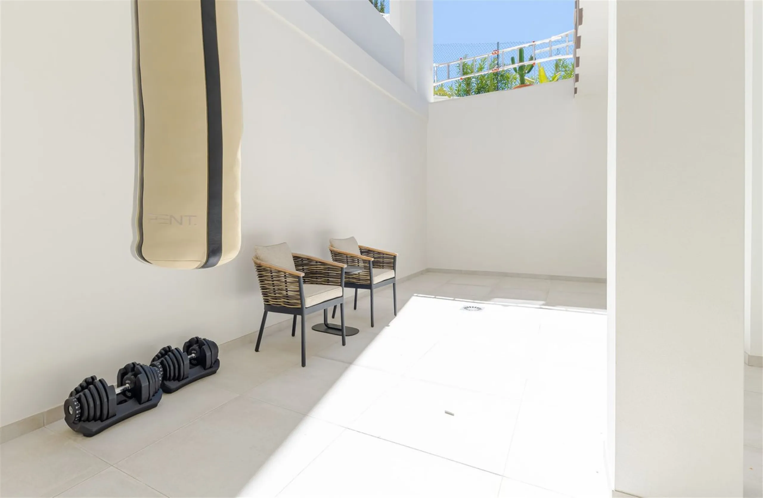 9 BEDROOM SOUTH-WEST FACING LUXURIOUS VILLAS WITH 2 HEATED SWIMMING POOLS, CINEMA ROOM, GYM AND WINE BODEGA CLOSE TO THE BEACH.