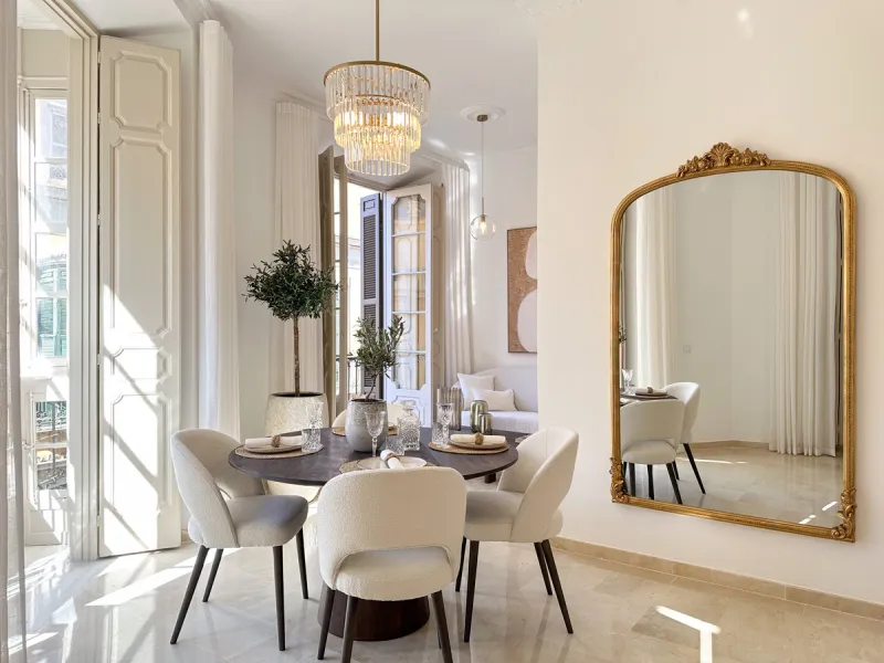 Apartment - Middle Floor Apartment в продаже в Málaga, Málaga. В доме 3 спален и 1 ванных комнат. Площадь дома 105 м²