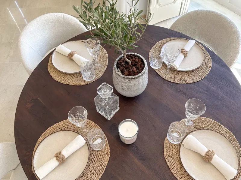 Apartment - Middle Floor Apartment в продаже в Málaga, Málaga. В доме 3 спален и 1 ванных комнат. Площадь дома 105 м²