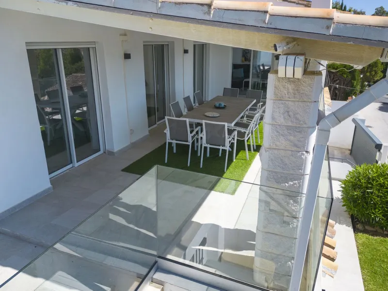 Beautifully Renovated Villa with Tourist Licence and Breathtaking Sea & Golf Views - La Cala de Mijas