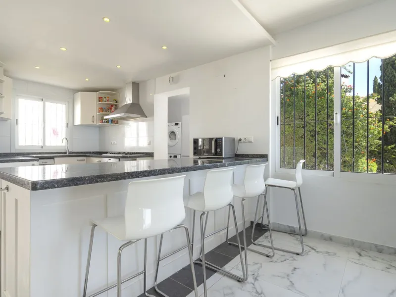 Beautifully Renovated Villa with Tourist Licence and Breathtaking Sea & Golf Views - La Cala de Mijas
