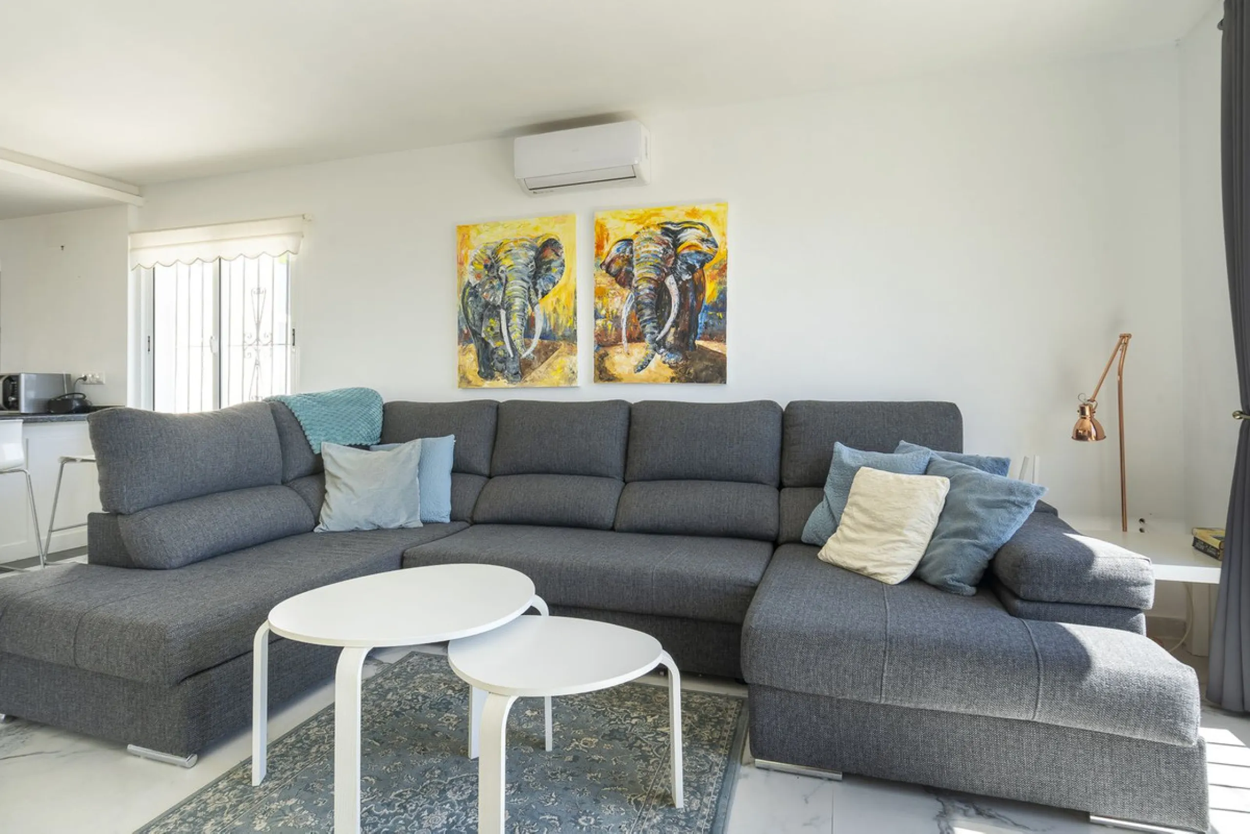 Beautifully Renovated Villa with Tourist Licence and Breathtaking Sea & Golf Views - La Cala de Mijas