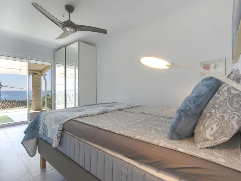 Beautifully Renovated Villa with Tourist Licence and Breathtaking Sea & Golf Views - La Cala de Mijas