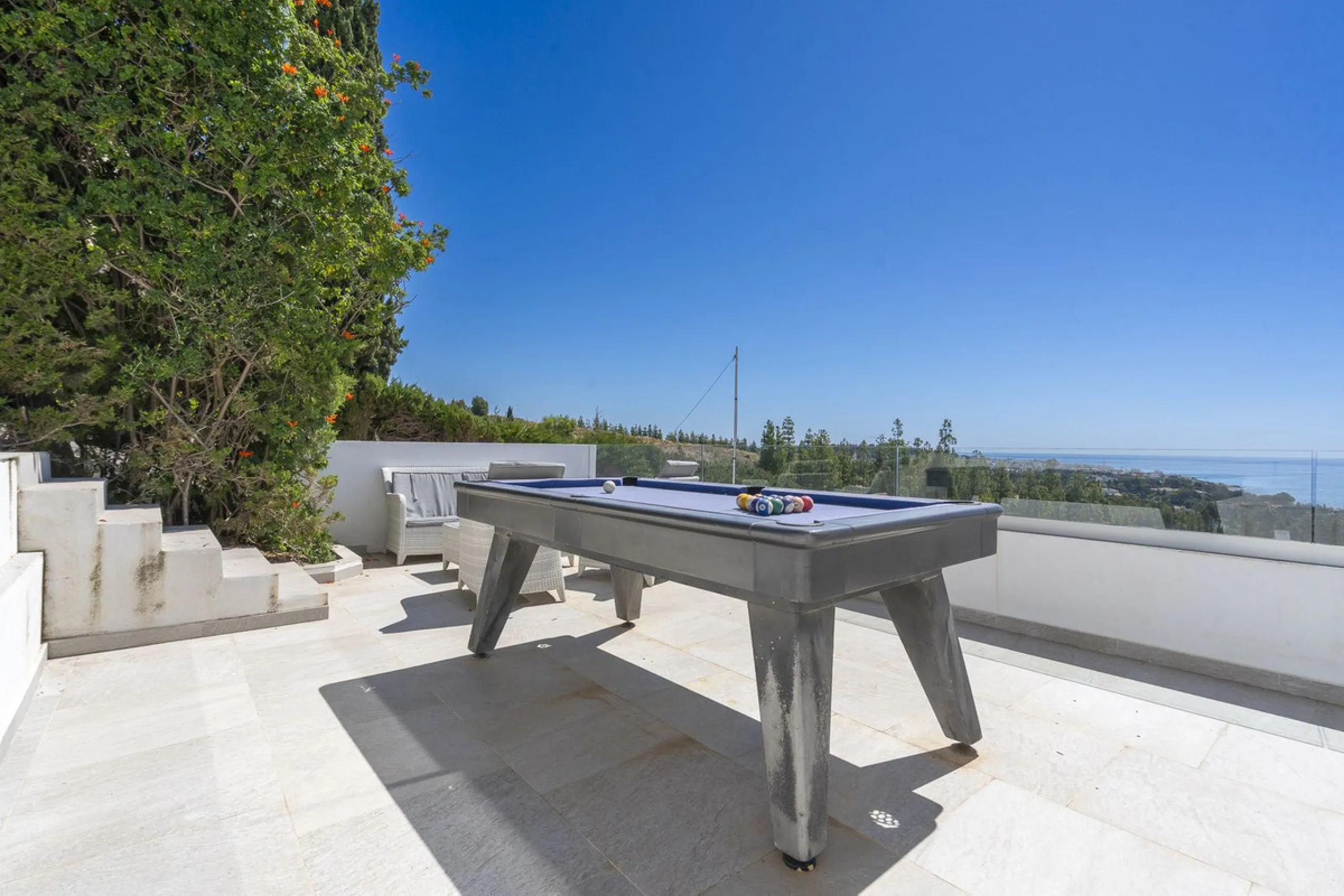 Beautifully Renovated Villa with Tourist Licence and Breathtaking Sea & Golf Views - La Cala de Mijas