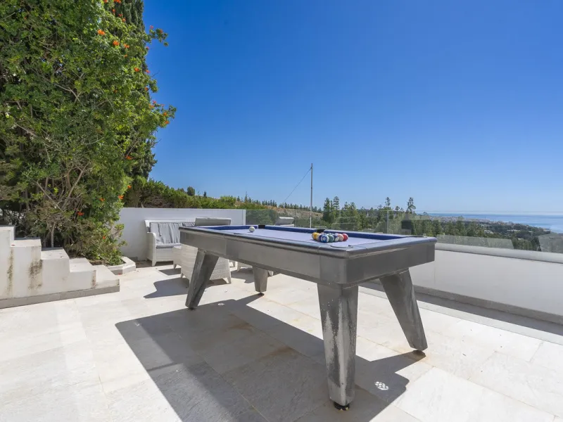 Beautifully Renovated Villa with Tourist Licence and Breathtaking Sea & Golf Views - La Cala de Mijas