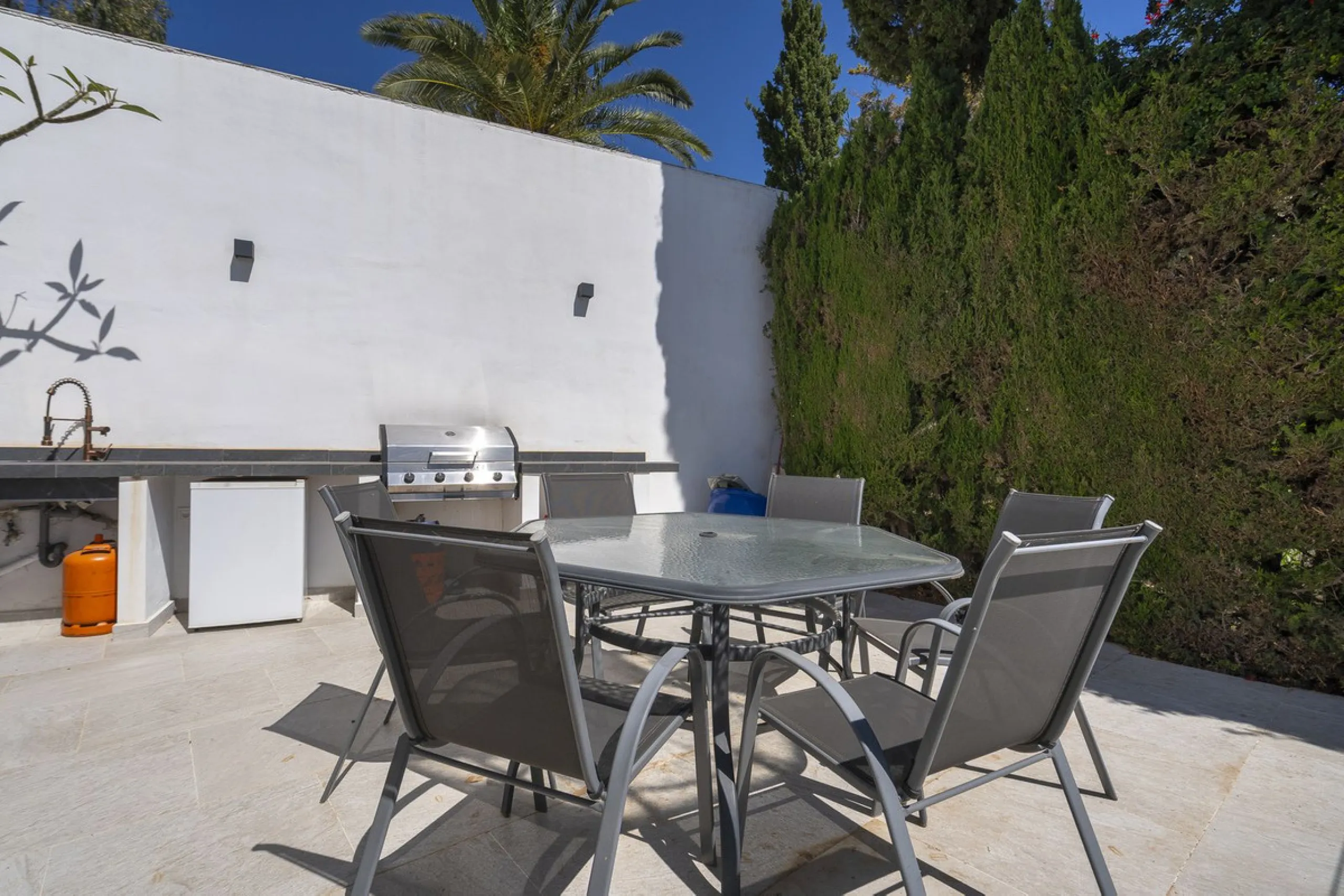 Beautifully Renovated Villa with Tourist Licence and Breathtaking Sea & Golf Views - La Cala de Mijas