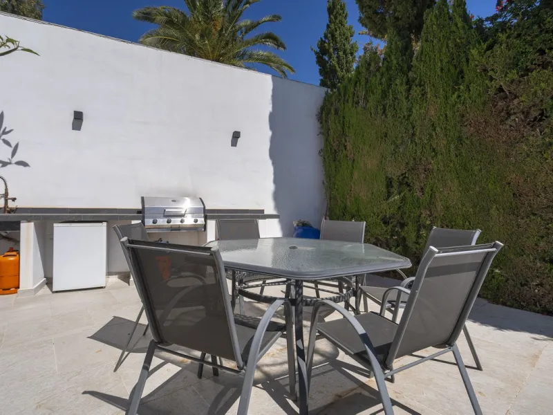 Beautifully Renovated Villa with Tourist Licence and Breathtaking Sea & Golf Views - La Cala de Mijas