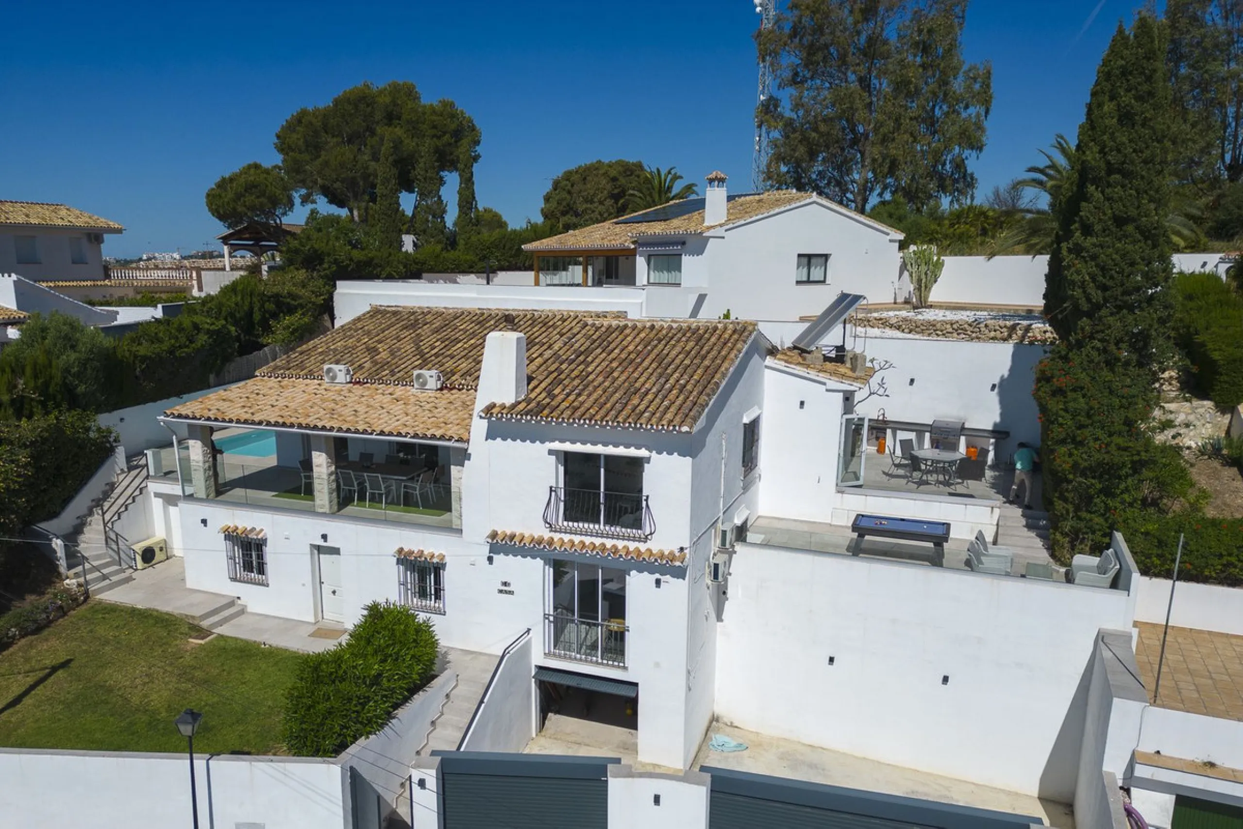 Beautifully Renovated Villa with Tourist Licence and Breathtaking Sea & Golf Views - La Cala de Mijas