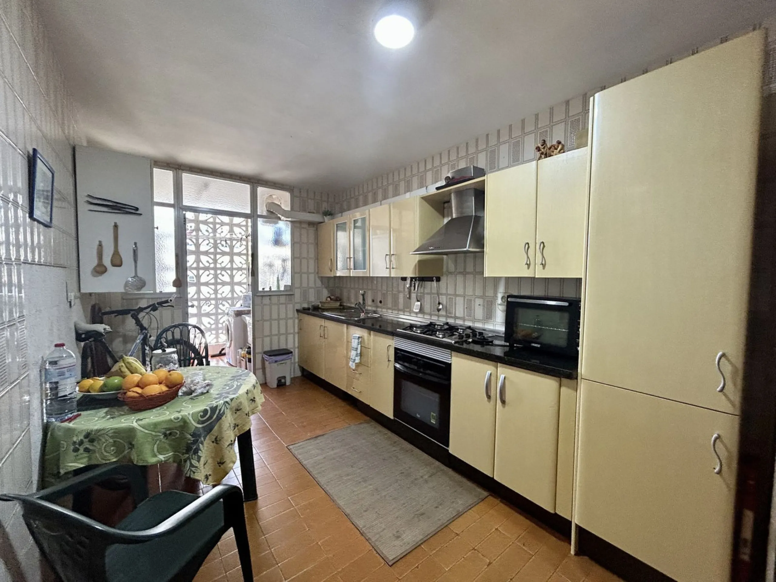This flat in Torremolinos offers a spectacular location!