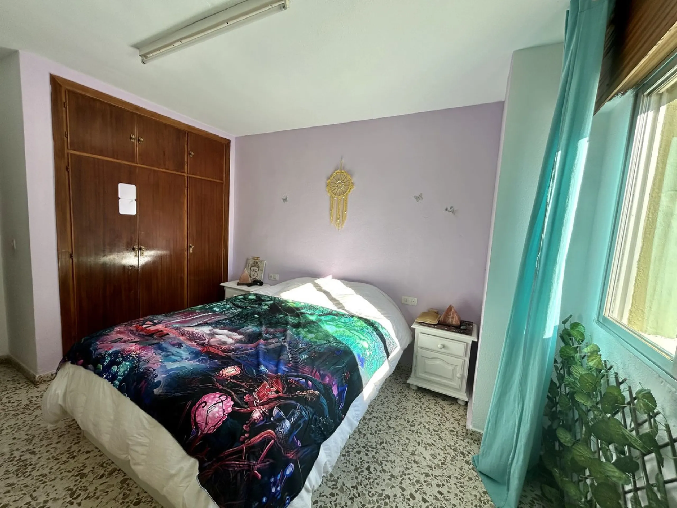 This flat in Torremolinos offers a spectacular location!