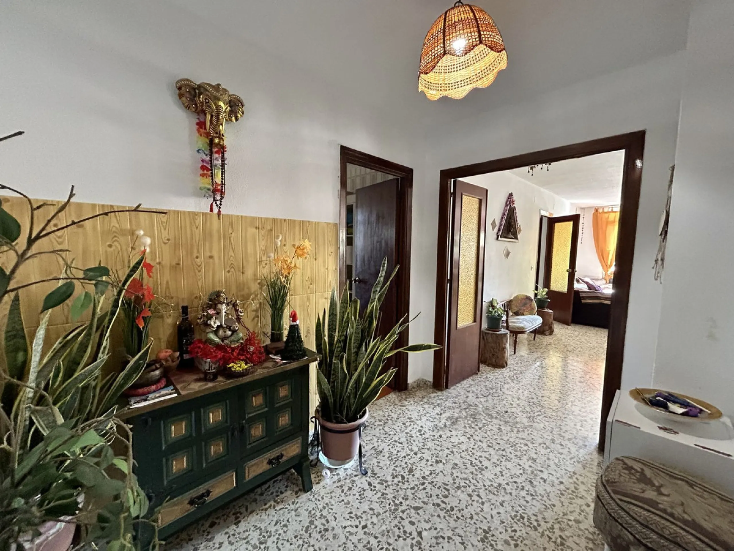 This flat in Torremolinos offers a spectacular location!