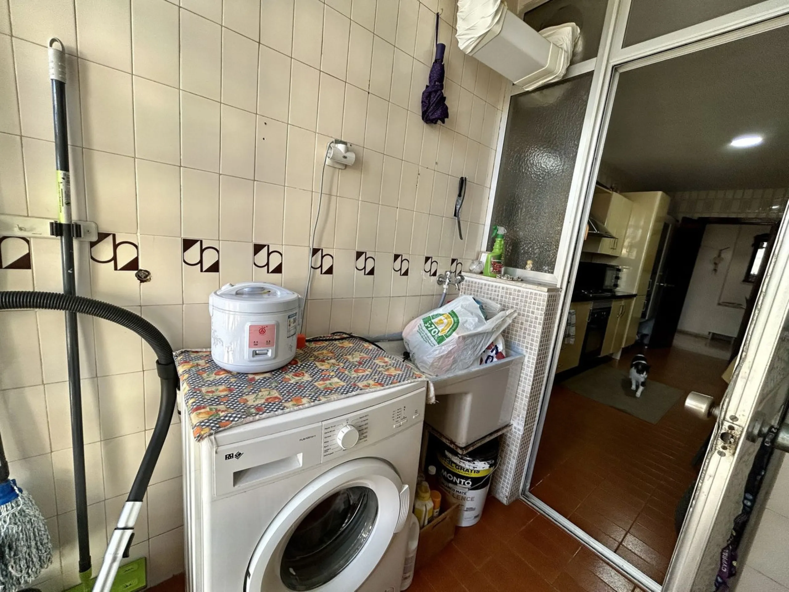 This flat in Torremolinos offers a spectacular location!