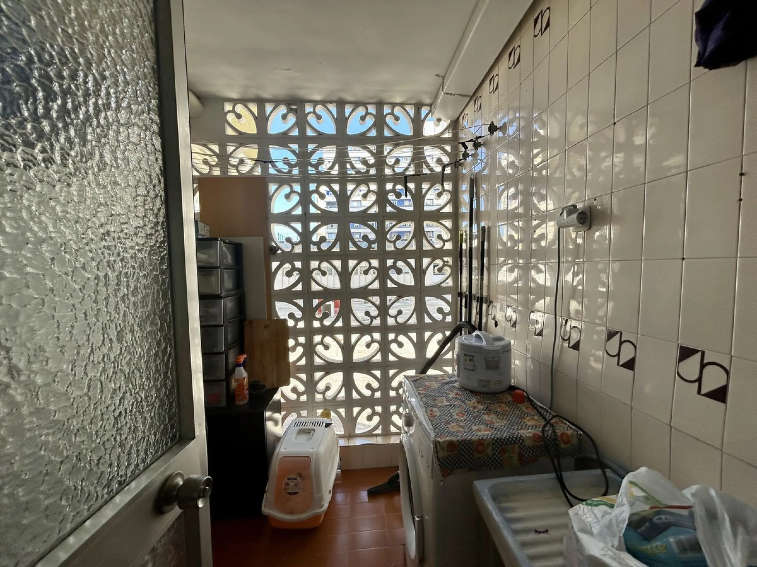 This flat in Torremolinos offers a spectacular location!