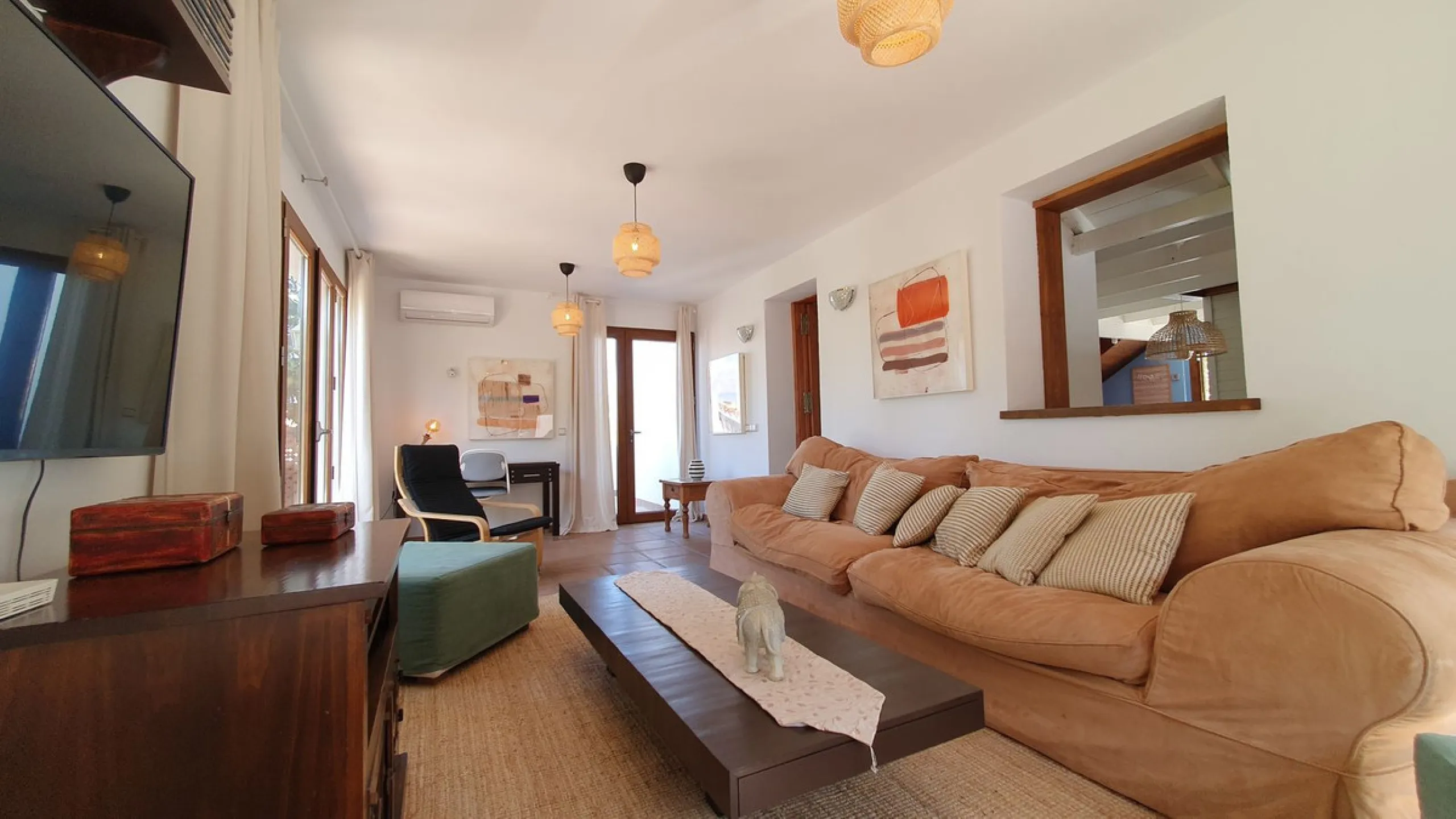 Charming Country Property for sale featuring two houses and two apartments, along with two swimming pools. This property holds a licence for rural tourism and is conveniently located very close to the town, surrounded by a fence ensuring privacy and secur