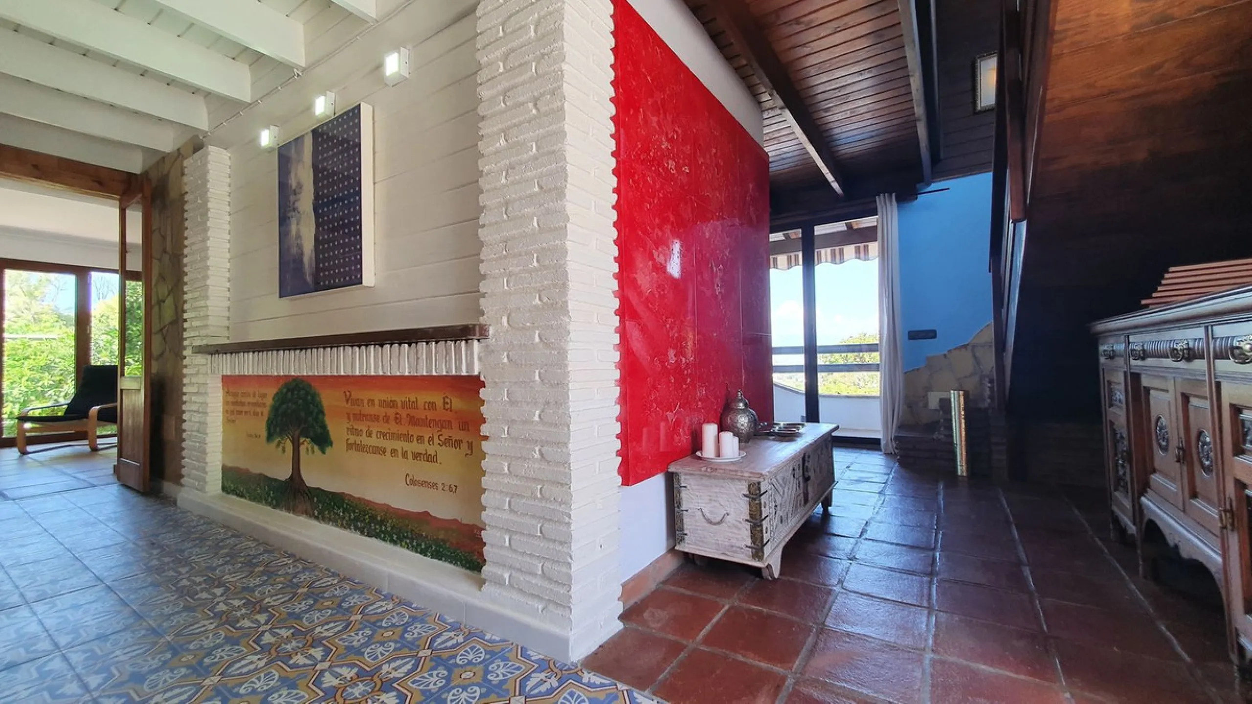 Charming Country Property for sale featuring two houses and two apartments, along with two swimming pools. This property holds a licence for rural tourism and is conveniently located very close to the town, surrounded by a fence ensuring privacy and secur