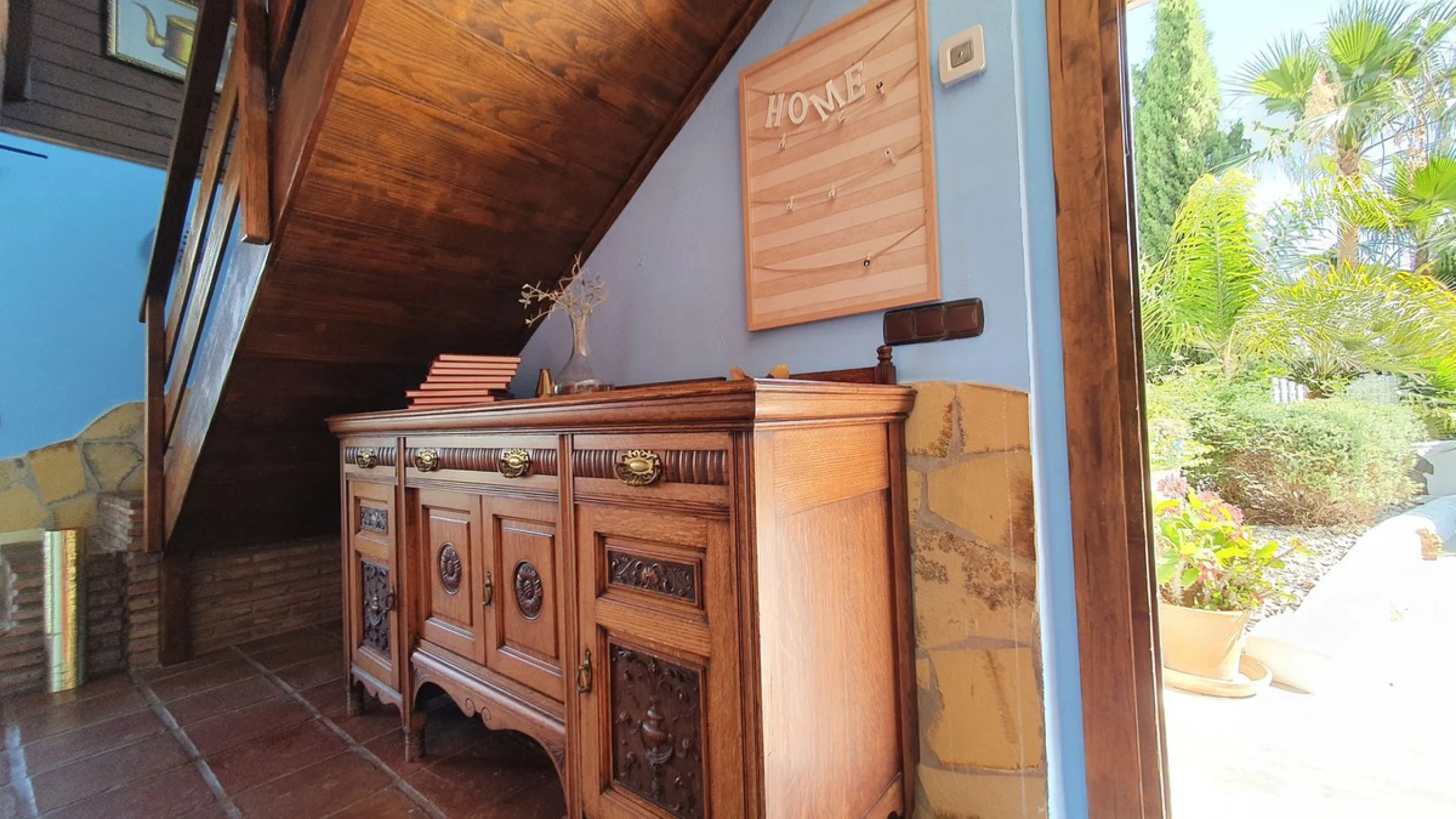 Charming Country Property for sale featuring two houses and two apartments, along with two swimming pools. This property holds a licence for rural tourism and is conveniently located very close to the town, surrounded by a fence ensuring privacy and secur