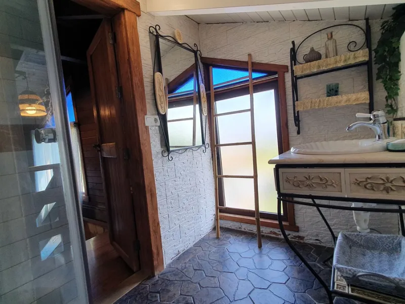 Charming Country Property for sale featuring two houses and two apartments, along with two swimming pools. This property holds a licence for rural tourism and is conveniently located very close to the town, surrounded by a fence ensuring privacy and secur