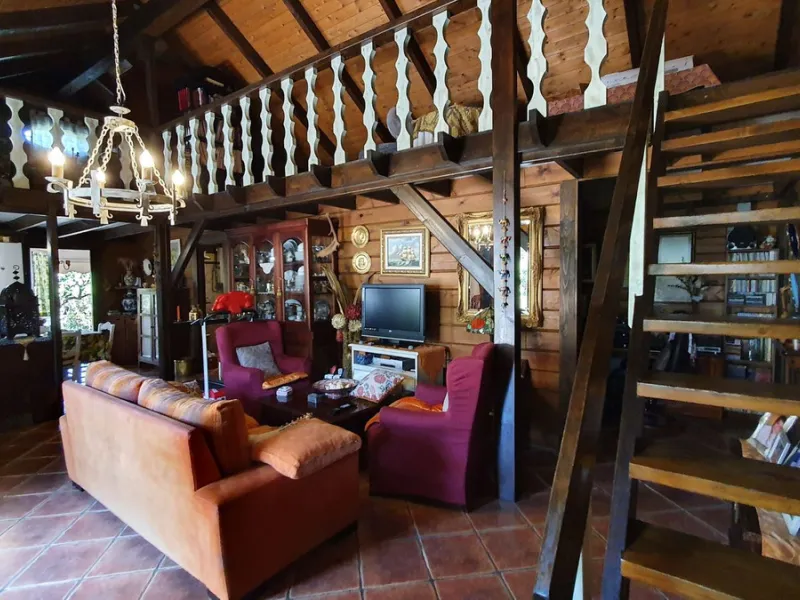 Charming Country Property for sale featuring two houses and two apartments, along with two swimming pools. This property holds a licence for rural tourism and is conveniently located very close to the town, surrounded by a fence ensuring privacy and secur