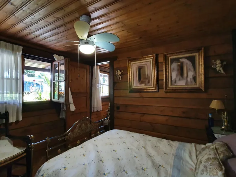 Charming Country Property for sale featuring two houses and two apartments, along with two swimming pools. This property holds a licence for rural tourism and is conveniently located very close to the town, surrounded by a fence ensuring privacy and secur