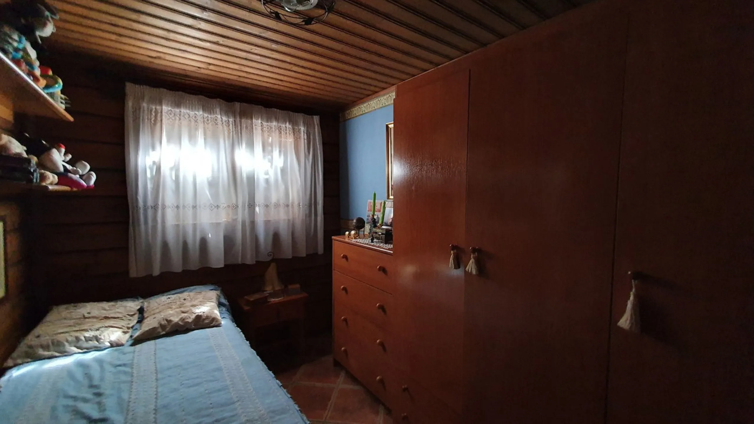Charming Country Property for sale featuring two houses and two apartments, along with two swimming pools. This property holds a licence for rural tourism and is conveniently located very close to the town, surrounded by a fence ensuring privacy and secur