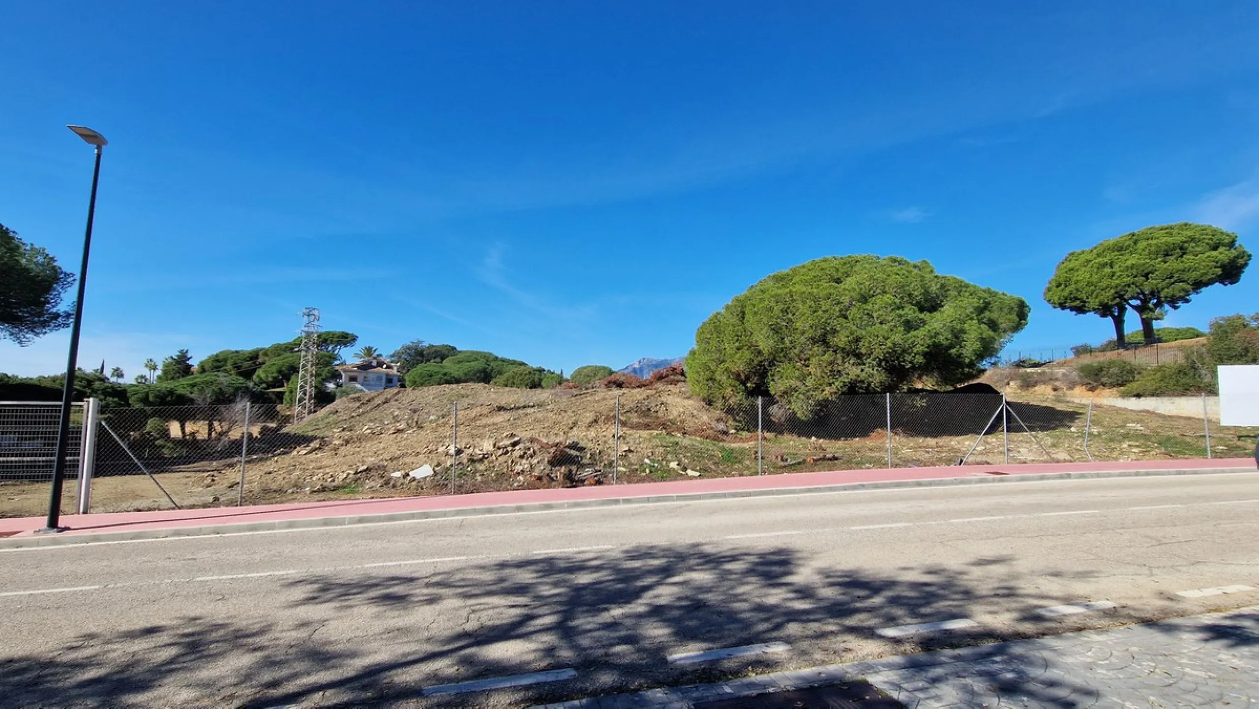 Plot - Residential Plot в продаже в Marbella, Málaga. Площадь участка 5000 м²