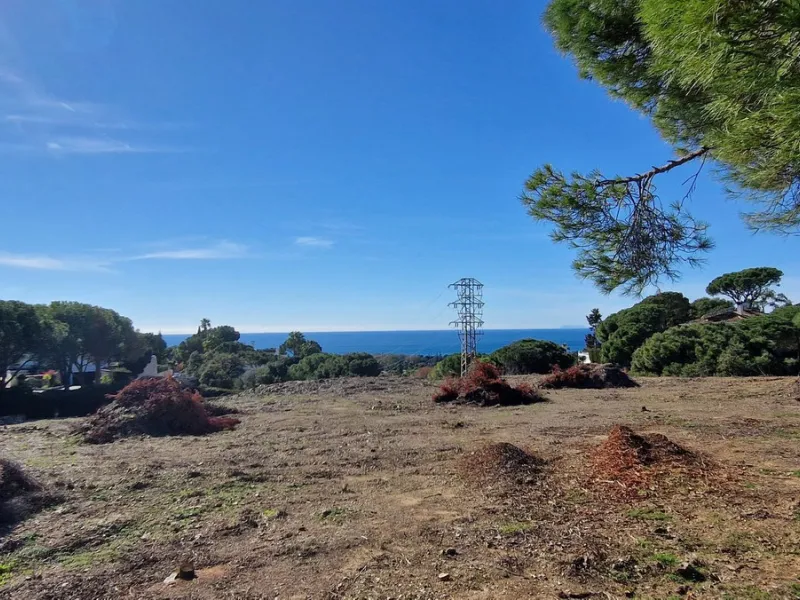 Plot - Residential Plot в продаже в Marbella, Málaga. Площадь участка 5000 м²