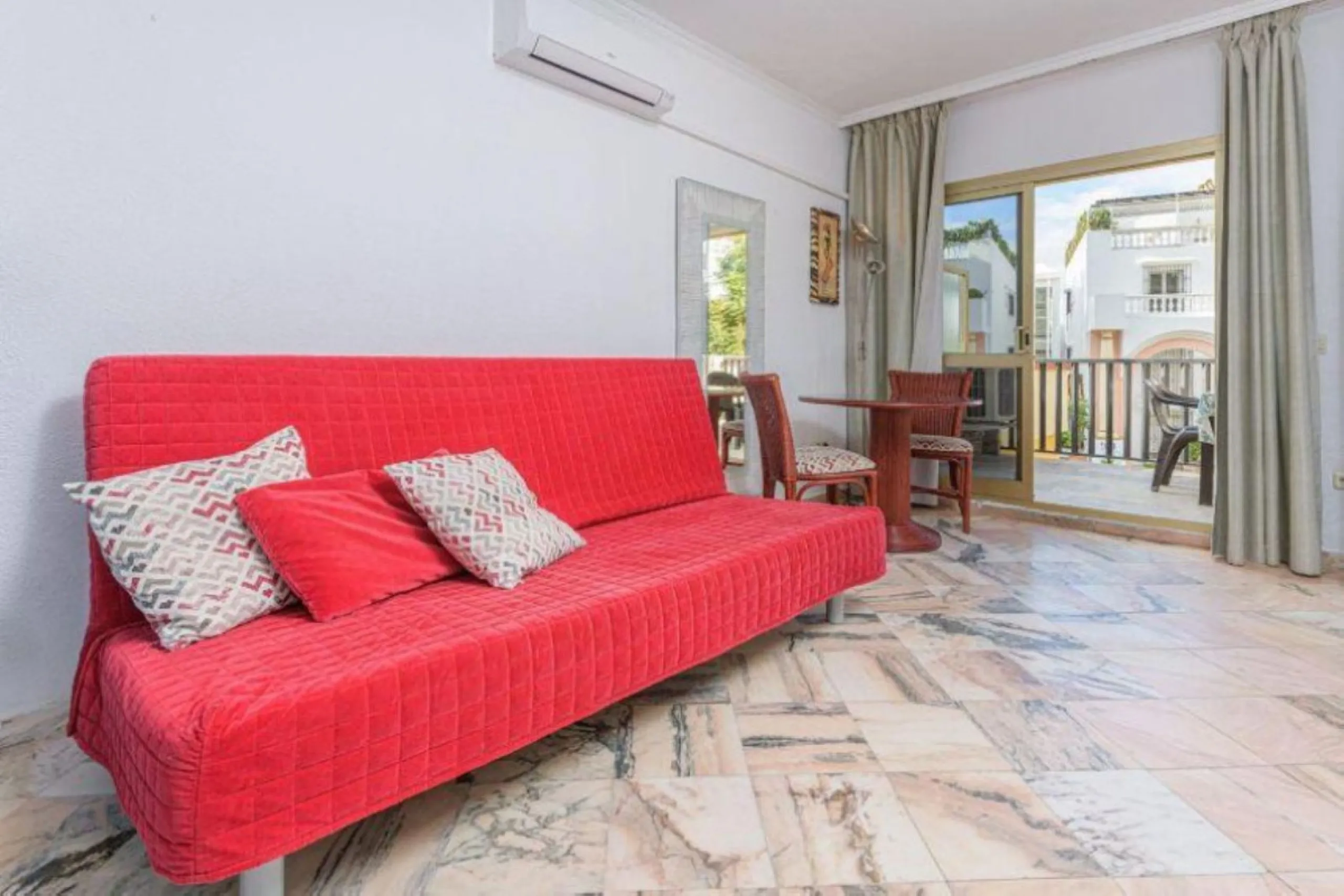 Ground Floor Apartment, Marbella, Costa del Sol.