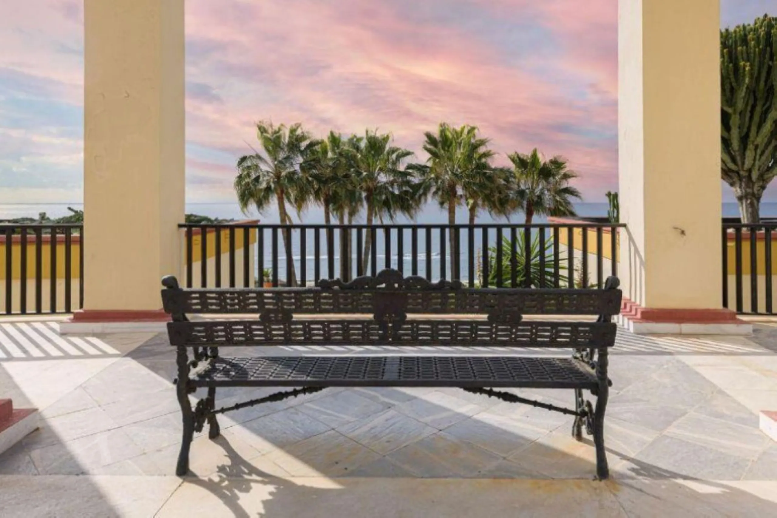 Ground Floor Apartment, Marbella, Costa del Sol.