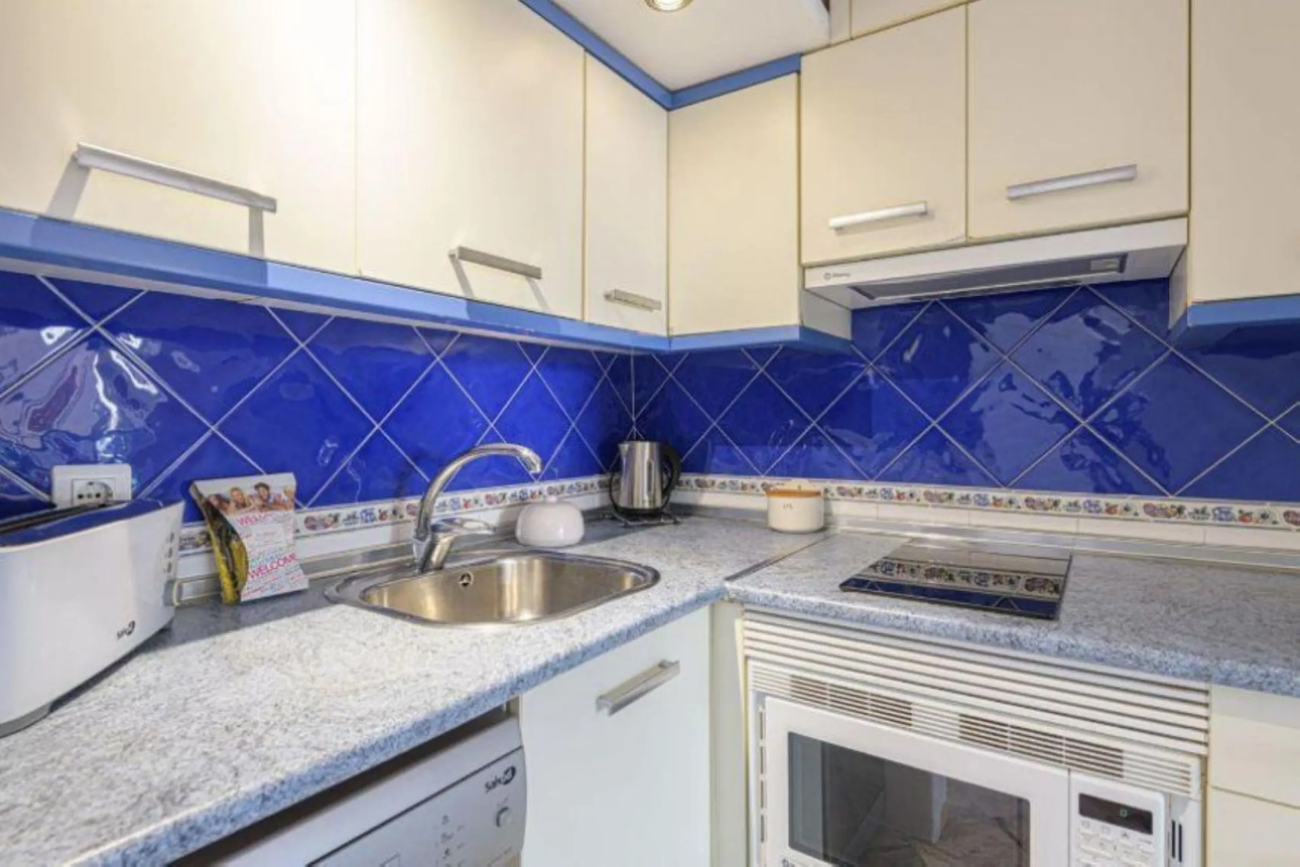 Ground Floor Apartment, Marbella, Costa del Sol.