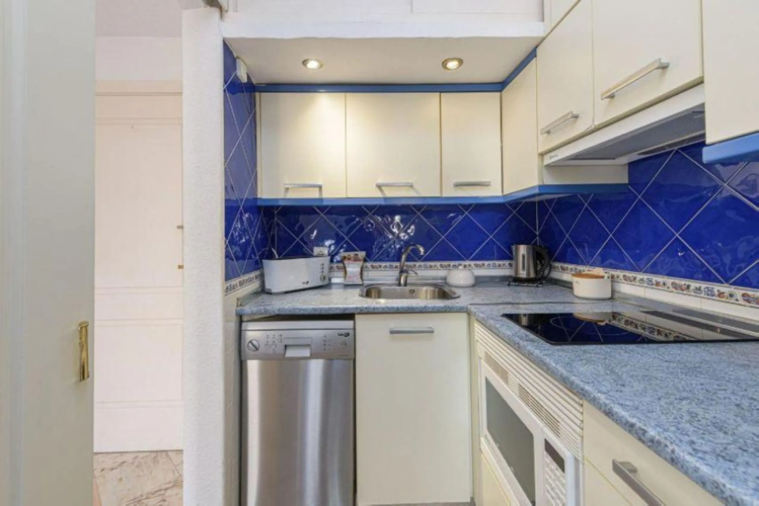Ground Floor Apartment, Marbella, Costa del Sol.