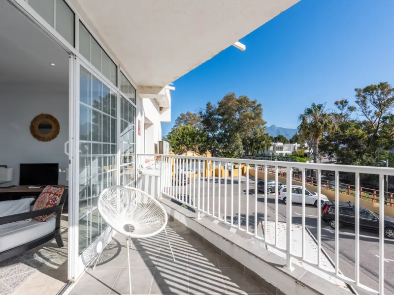 Excellent investment with strong rental potential with tourist rental license.