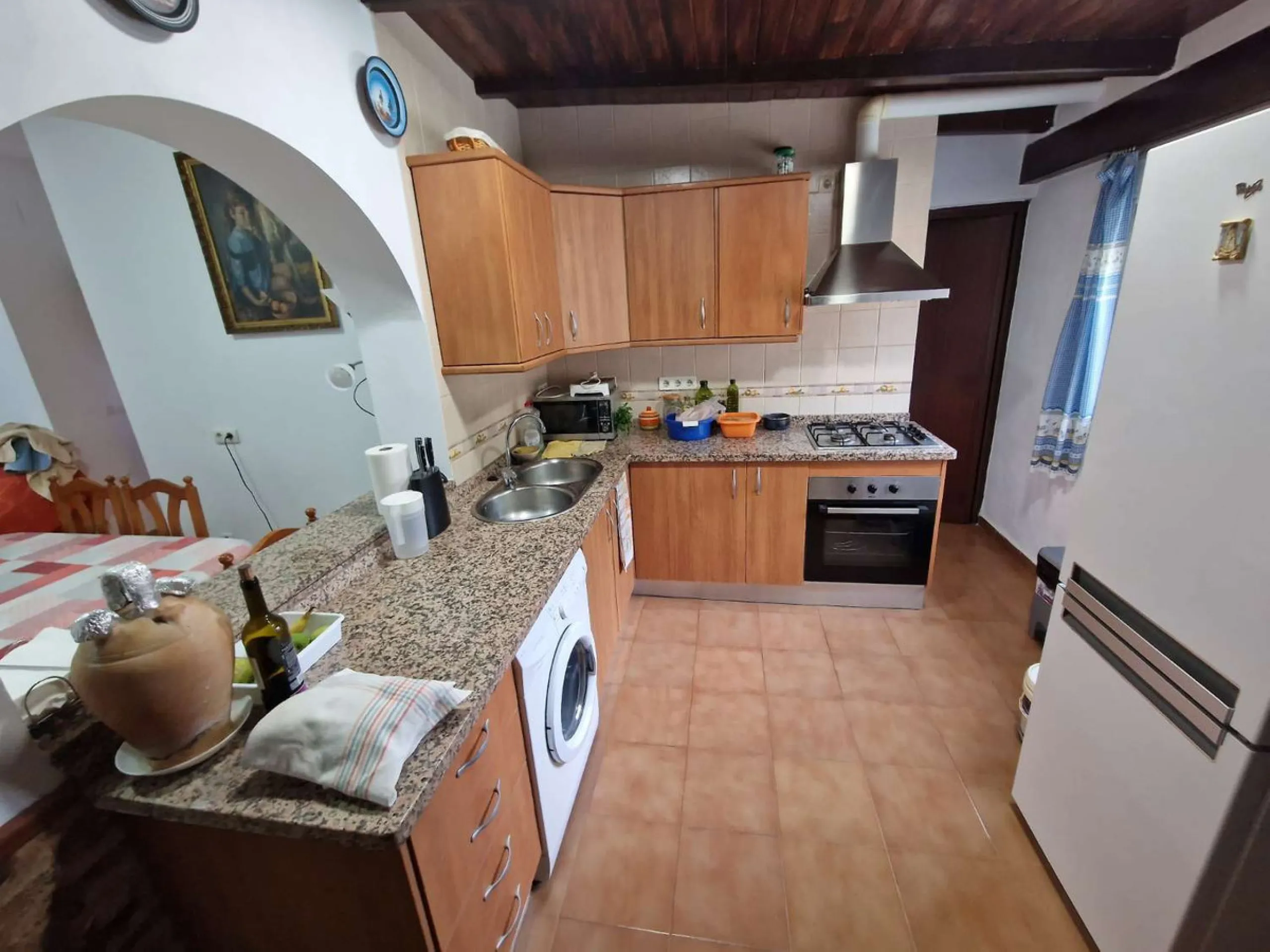 Rural property for sale in Alhaurín de la Torre with a tourist license located in the Romeral area on a 3000m2 plot, with 3 independent houses, swimming pool and gardens shared between the homes.