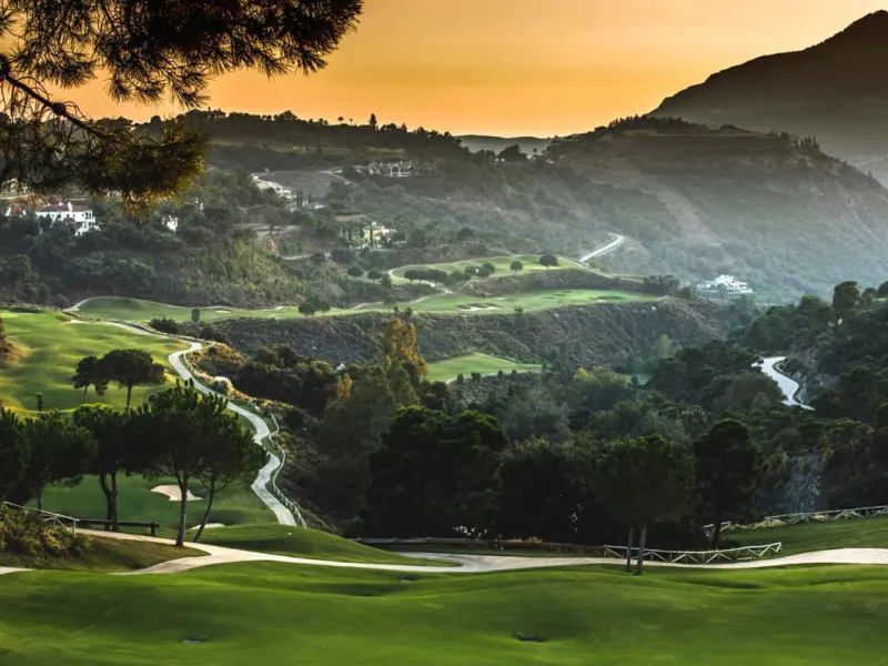 Discover an exquisite opportunity with this spacious plot located in La Zagaleta, known as one of the most exclusive urbanizations in the world. With expansive unobstructed views of majestic mountain scenery and an evergreen forest area, where deer can be