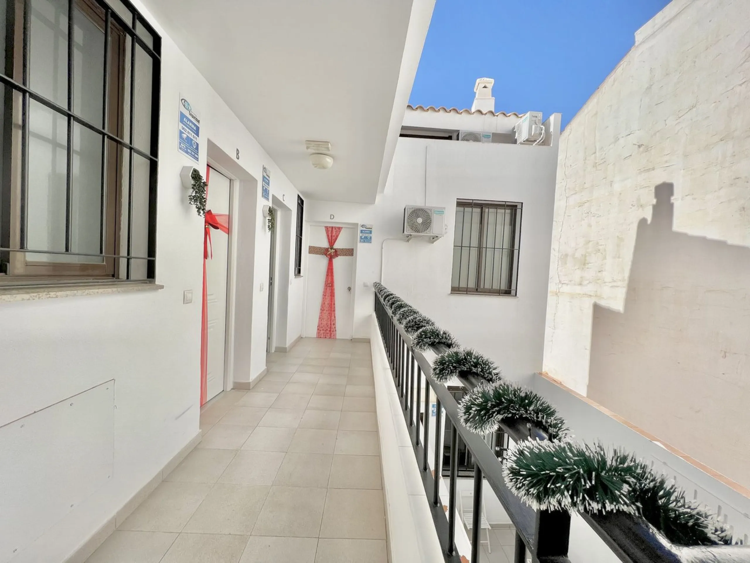 Apartment - Middle Floor Apartment в продаже в Málaga, Málaga. В доме 15 спален и 9 ванных комнат. Площадь дома 560 м²