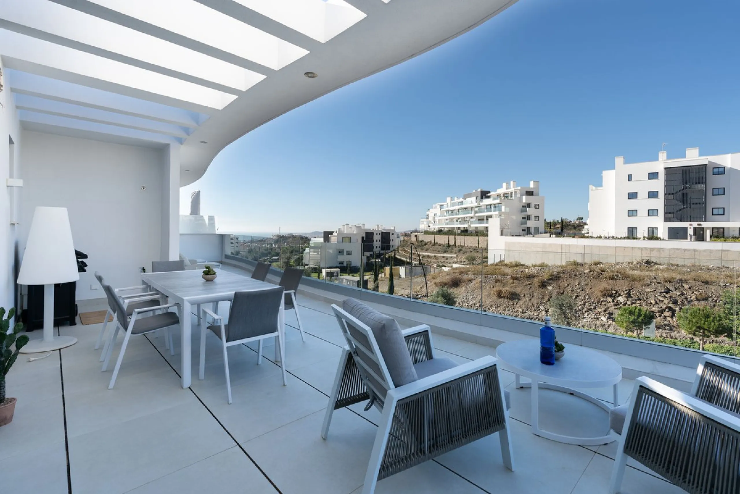 Apartment - Penthouse в продаже в Fuengirola, Málaga. В доме 3 спален и 3 ванных комнат. Площадь дома 135 м²