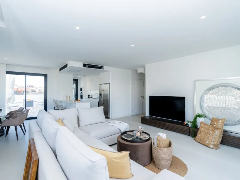 Apartment - Penthouse в продаже в Fuengirola, Málaga. В доме 3 спален и 3 ванных комнат. Площадь дома 135 м²