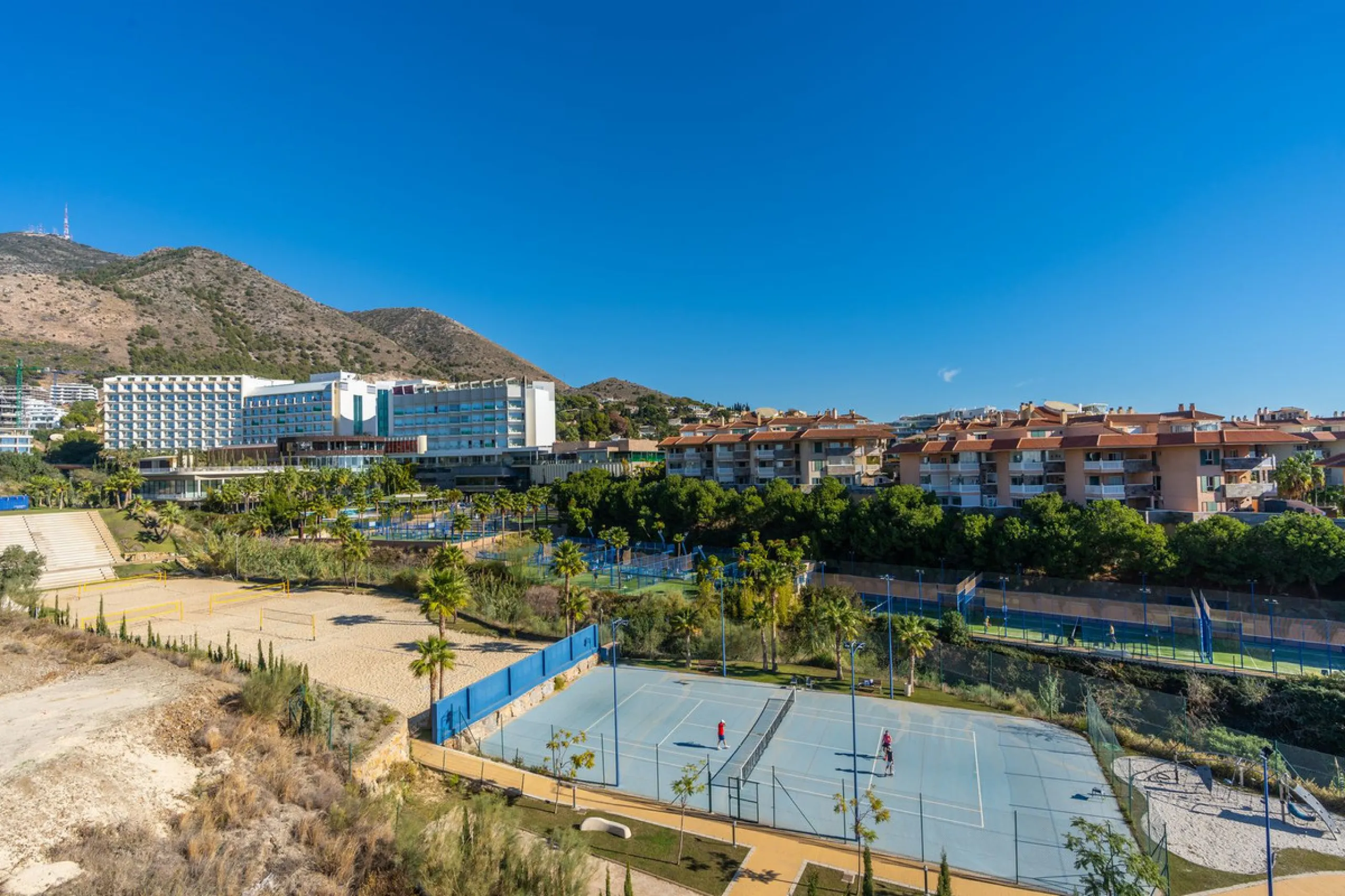 Apartment - Penthouse в продаже в Fuengirola, Málaga. В доме 3 спален и 3 ванных комнат. Площадь дома 135 м²