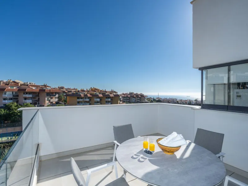 Apartment - Penthouse в продаже в Fuengirola, Málaga. В доме 3 спален и 3 ванных комнат. Площадь дома 135 м²
