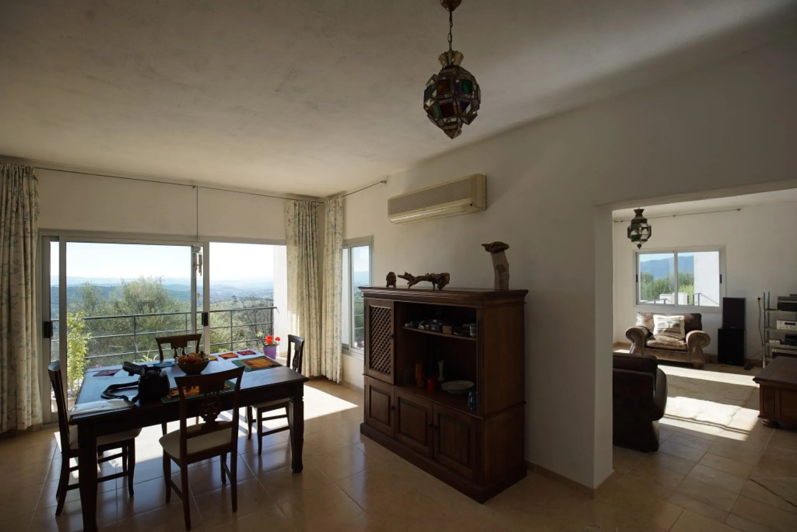 House - Detached Villa в продаже в Gaucín, Málaga. В доме 8 спален и 8 ванных комнат. Площадь дома 600 м². Площадь участка 34000 м²