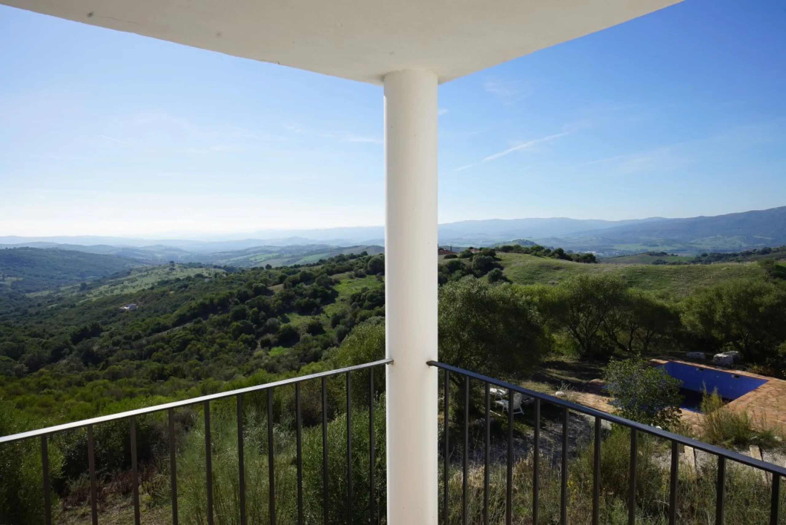 House - Detached Villa в продаже в Gaucín, Málaga. В доме 8 спален и 8 ванных комнат. Площадь дома 600 м². Площадь участка 34000 м²