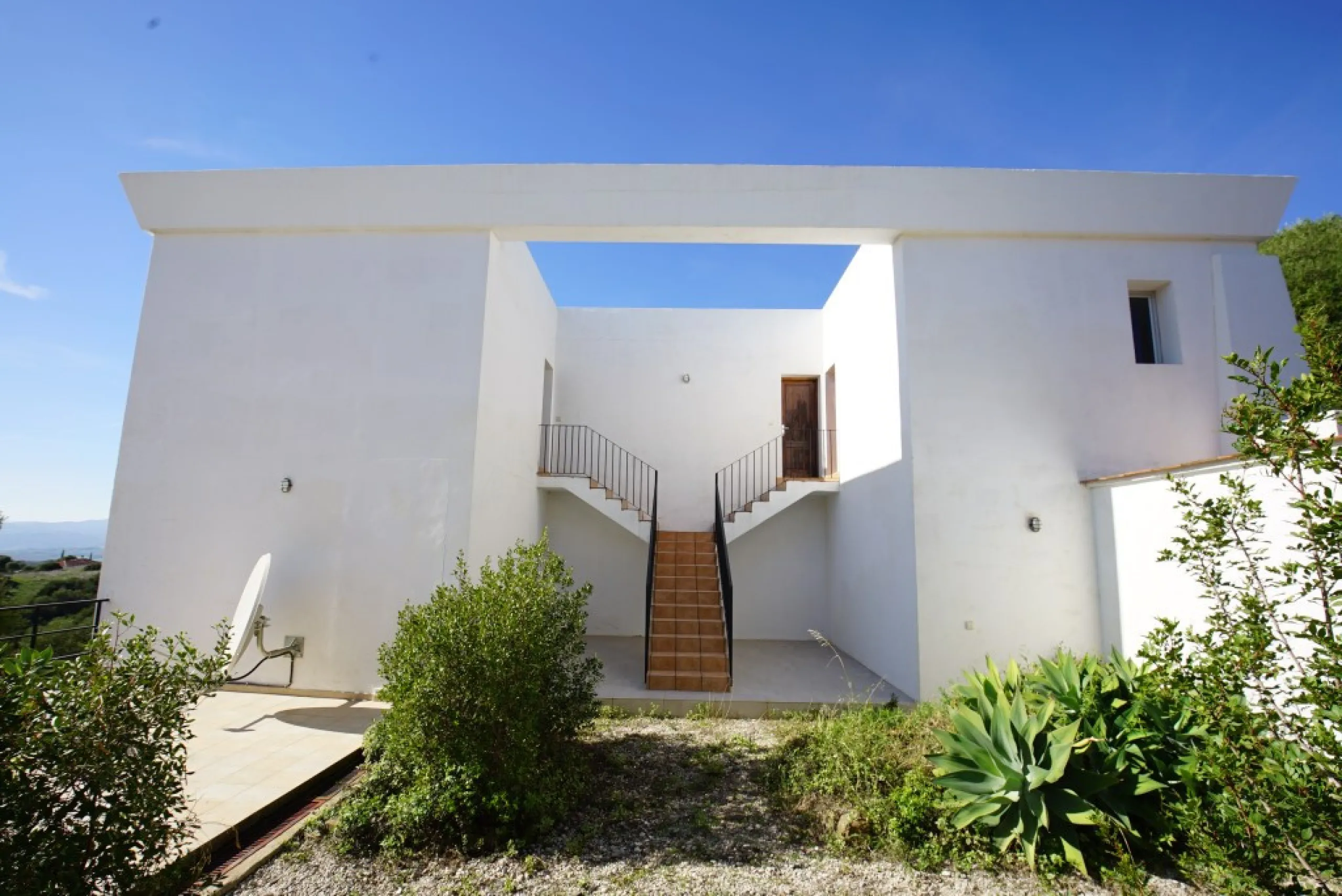House - Detached Villa в продаже в Gaucín, Málaga. В доме 8 спален и 8 ванных комнат. Площадь дома 600 м². Площадь участка 34000 м²